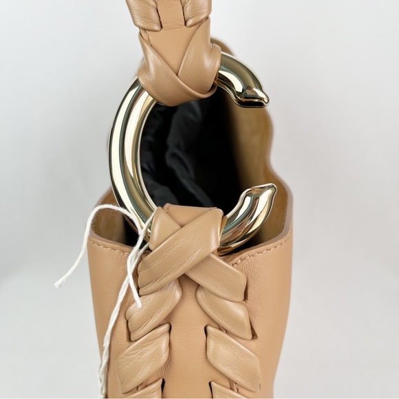 Chloé Shoulder Bag - Picture 9 of 12